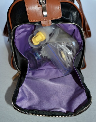 Maddy breast pump bag with accessories