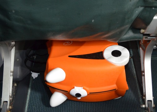 Trunki even fits under the seat